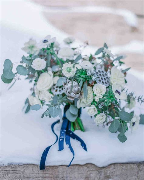 37 Absolutely Gorgeous Winter Wedding Bouquets Martha Stewart Weddings