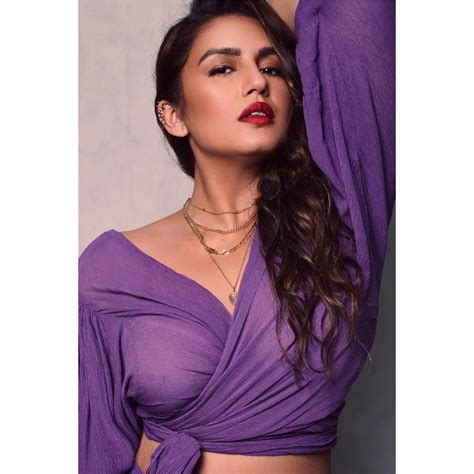 Huma Qureshi Looks Like A Dream In Sexy Purple Outfit See Diva S Sensuous Pictures News18