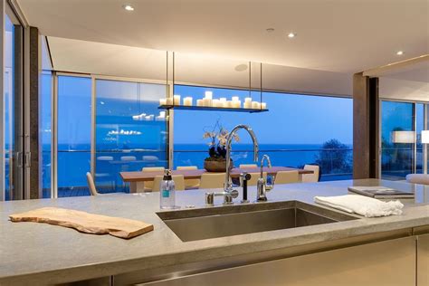Matthew Perry Lists Malibu Home For 12 5M American Luxury