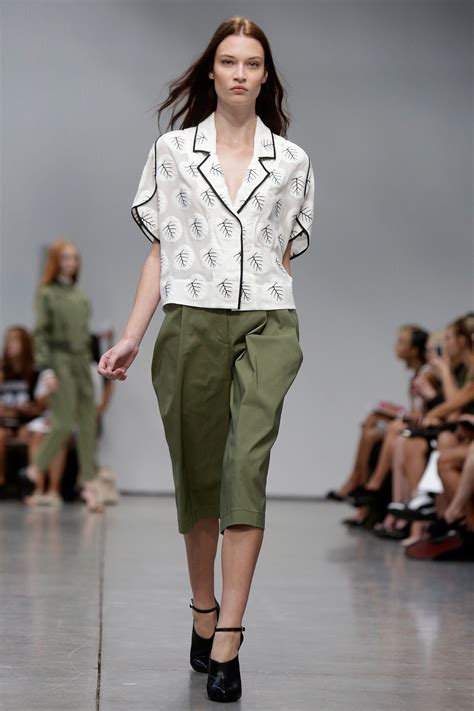 Yigal Azrouël Spring 2015 2015 Fashion Trends Spring 2015 Fashion