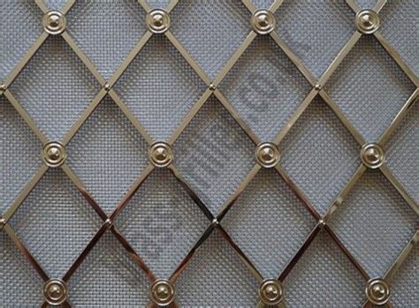 Engineered to replace steel mesh or steel fibres in precast and sprayed concrete, ground supported internal slabs and external hard standings, durus s500 is the latest addition to the adfil range of embossed macro synthetic fibres now available from scl. Regency Brass Decorative Grilles | Traditional kitchen ...
