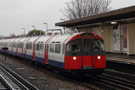 London Underground Piccadilly Line Railtransportinlondon Wiki Fandom