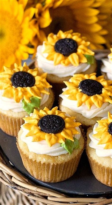 How to make sunflower cupcakes handle the heat. How to make a Sunflower Cake | Home Design, Garden ...