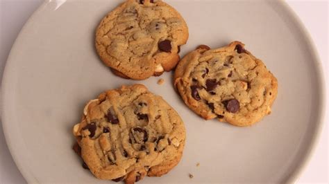 Chocolate mousse is a rich but remarkably light and fluffy dessert. Chunky Chocolate Peanut Butter Cookies Recipe - Laura ...