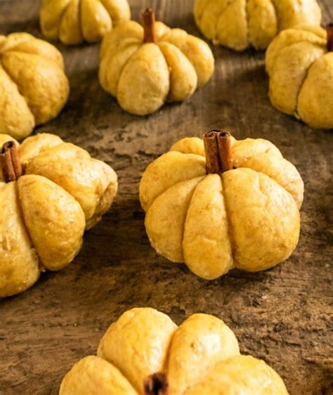 Soft Whole Wheat Pumpkin Buns Another Holiday Recipe By Familicious