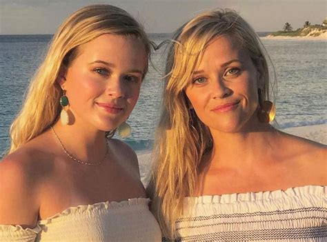 Reese and ryan reunite for an la outing with their daughter, ava. Reese Witherspoon Proves Daughter Ava Is Her Twin in ...