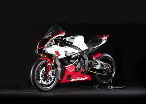 Developed without compromise and constructed with the most sophisticated engine and chassis technology, the r1 is the ultimate yamaha supersport. 2019 Yamaha YZF-R1 GYTR 20th Anniversary Unveiled | All 20 ...