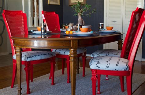 Complete your dining set with the lovely safavieh lester dining chairs. 15 Dining Room Designs with a Red Touch | Home Design Lover