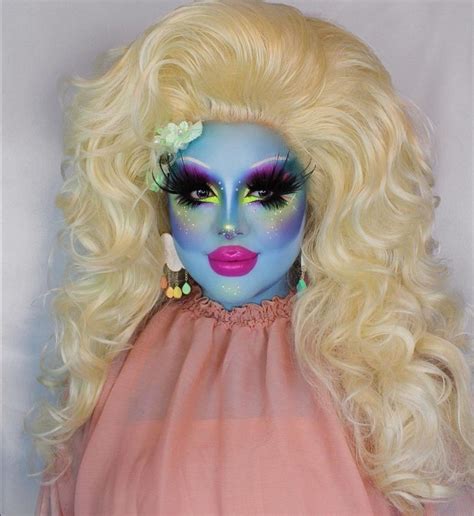 Pin On Drag Queen Make Up