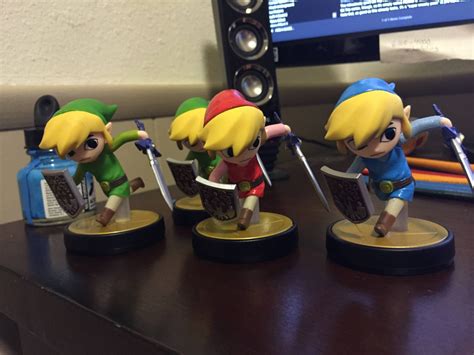 In know its a stupid thing to cry over but zelda is my. Squad of Custom Toon Link Amiibo Look Great - Zelda Dungeon