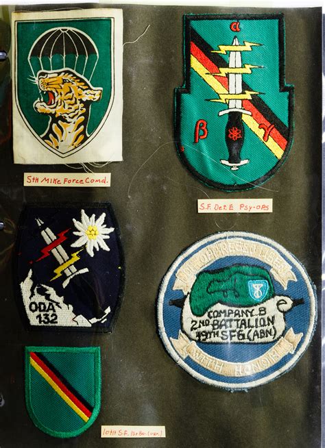 Vietnam Era Us Military Patch Assortment