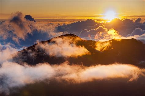 Watching The Sunrise At Haleakala National Park With Shaka Guide Self