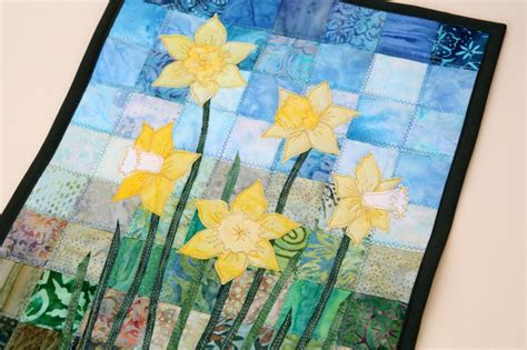 Batik Daffodil Quilted Wall Hanging Art Quilt Pattern Or Etsy Canada
