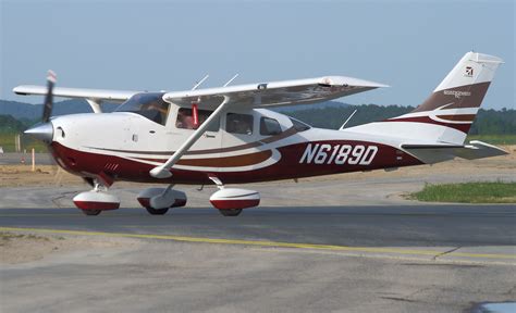 Able to handle both big loads and short, unimproved strips the cessna 205/206 has a number of features that combine to make it one of the most popular of the. Cessna 206 Stationair - Reiseflugzeug