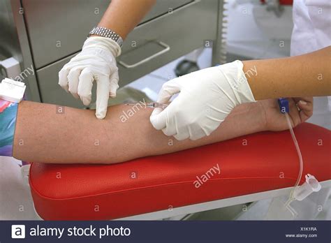 Vollblutspende alle bestandteile des blutes d.h. Spenden Stockfotos & Spenden Bilder - Alamy