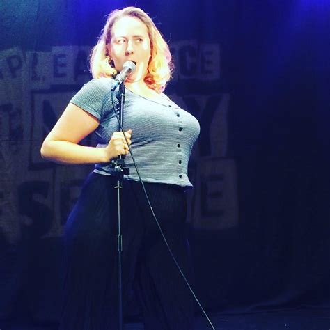 helen bauer comedian celebrities curvage