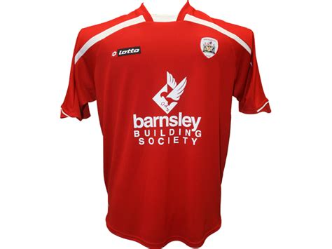 Portrait photography taken to showcase the new kit style along with a display of emotion to развернуть. Barnsley Home Kit 2010-11 Lotto | Football Kit News| New ...