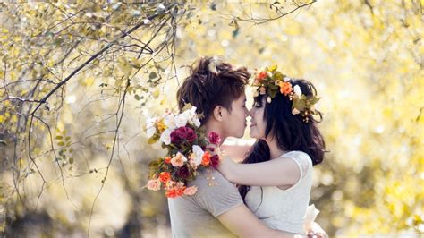 There are zombies on the streets of amsterdam! Couples in Barish HD Wallpaper Lovely Couples | www ...