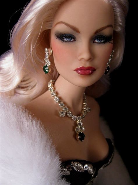 Modern Comeback With Eyelashes Applied Glamour Dolls Dress Barbie Doll Barbie Fashion