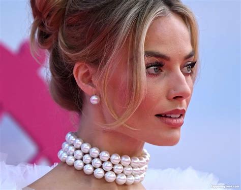 Margot Robbie Nude The Fappening Photo Fappeningbook