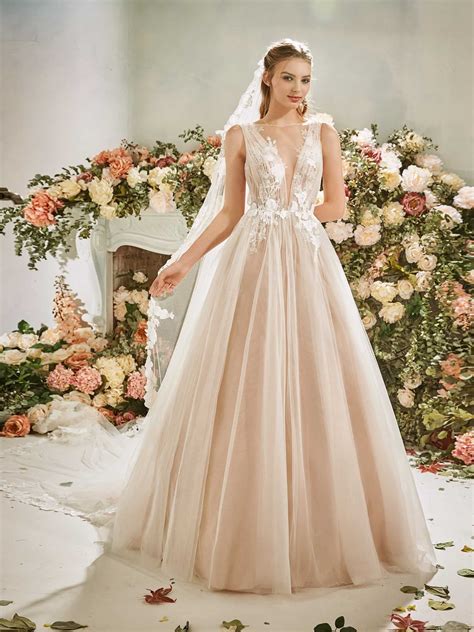 Stunning Sheath Halter Neck Wedding Gown In Frothy Tulle Modes Bridal Nz