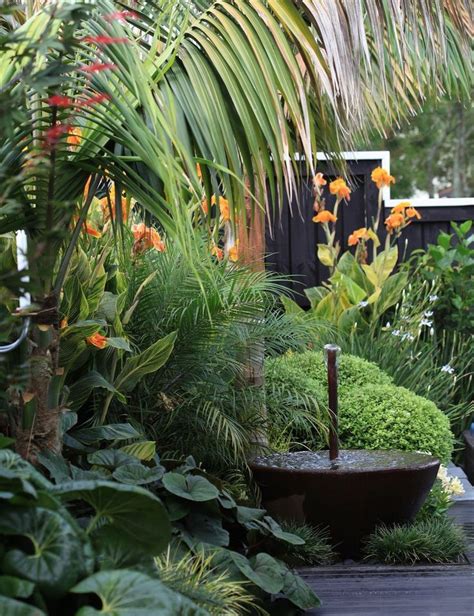 Fountain Tropical Landscaping Tropical Garden Design Backyard