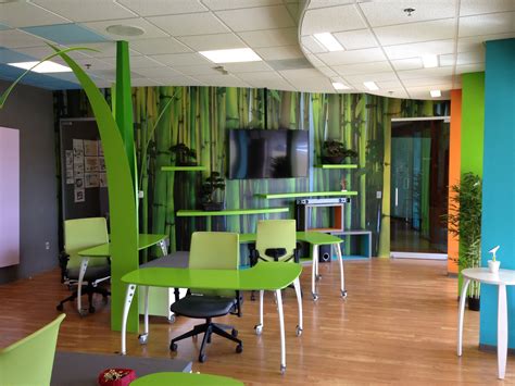 Lots Of Green To Spark Creativity Cool Office Space Design