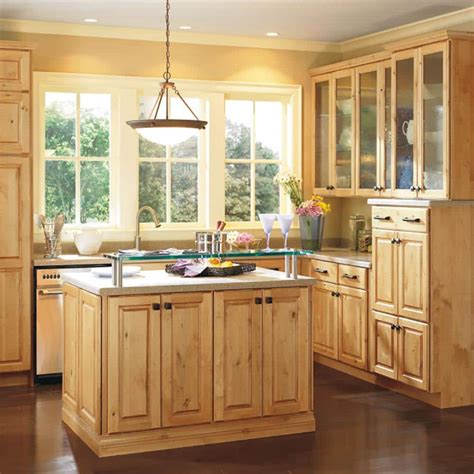 Thomasville Classic Custom Kitchen Cabinets Shown In Cottage Style Hdinsttsds The Home Depot