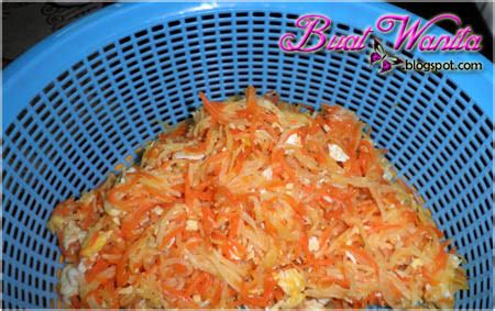 Terdapat dua jenis popia iaitu bergoreng dan tidak bergoreng. Resepi Popia Goreng 3S Sedap, Senang & Simple. - Buat Wanita