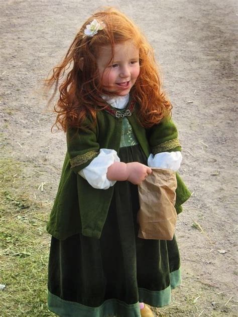 Pin By Annie On Irish Village Irish Girls Redheads Girl
