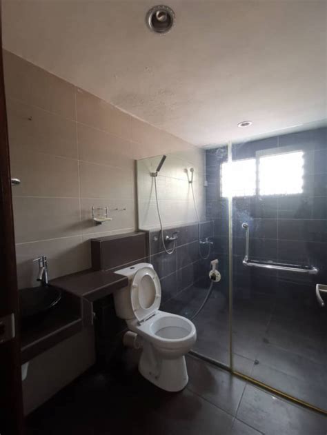 Choose a dwelling with the most convenient location and book it without prepayment at do you value home comfort and are looking for the most comfortable accommodation in petaling jaya? Rooms Available at SS22 @ Damansara Jaya, Petaling Jaya ...