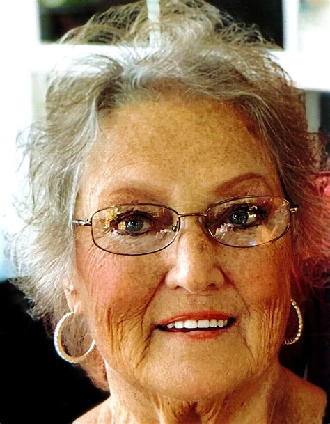 Joyce Simmons | Obituary | Clinton Herald