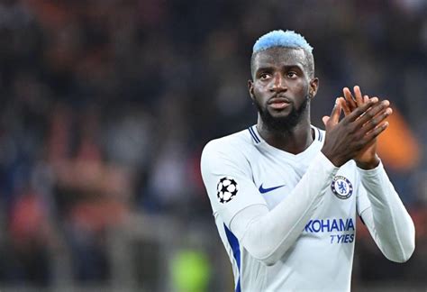 The chelsea flop wants to leave england after failing to impress in midfield. Tiemoue Bakayoko in Rome for medicals ahead of Napoli loan ...