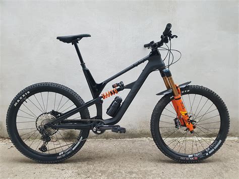 Canyon Spectral Cf 80 Vital Bike Of The Day March 2020 Mountain
