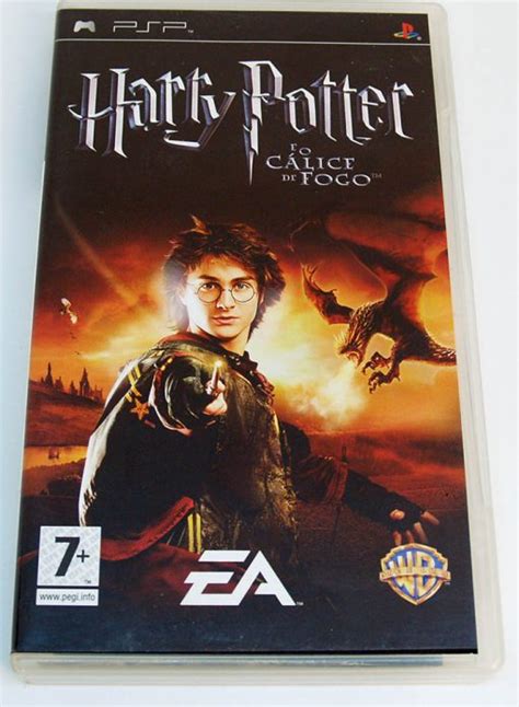 Durante a ultima tarefa do torneio, voldmort, um feiticeiro temid por todos os outros, aparece. Harry Potter e o Cálice de Fogo PSP (Seminovo) - Play n' Play