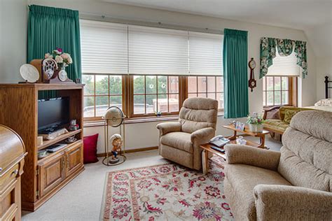 Apartment decorating ideas for renters. AssistedLivingStudio5_2014 | Minnesota Masonic Home