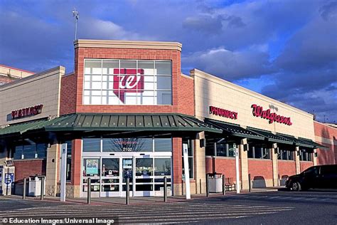 Последние твиты от pinellas county (@pinellasconews). HHS partners with pharmacy chains and grocery stores to distribute future coronavirus vaccine ...
