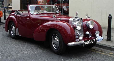 the top 10 sports cars of the 1940s