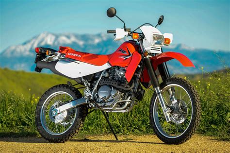And check out the rating of the bike's engine performance, reliability, repair. 2017 Honda XR650L: FULL TEST - Cycle News