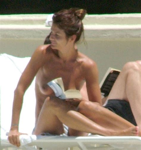 Helena Christensen Topless At The Beach Picture Original