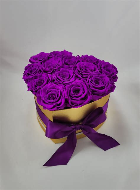 Luxury Eternity Roses Small Heart Box Michelles Roses Florist