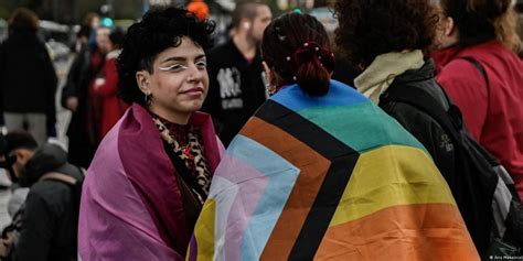 Greece Legalizes Same Sex Marriage In A Historic Milestone Otakukart