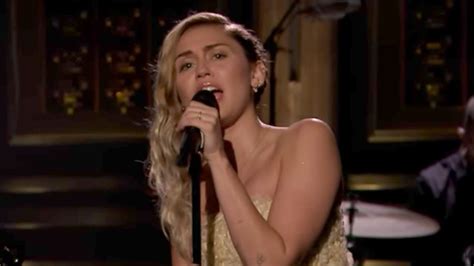 Miley Cyrus Sings The Climb In Emotional Performance To Honor Las