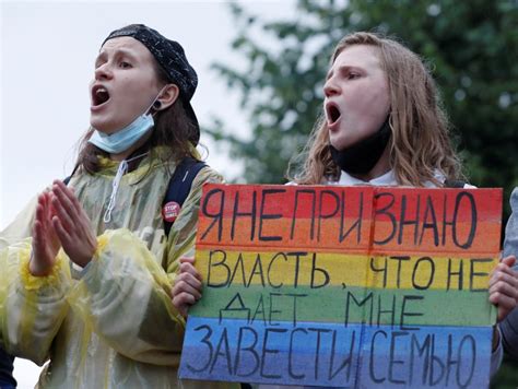 Russia Makes Failed Attempt To Shut Down Prominent Lgbtq Rights Group