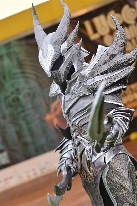 Guy Makes Full Set Of Daedric Armor From Skyrim - Geekologie