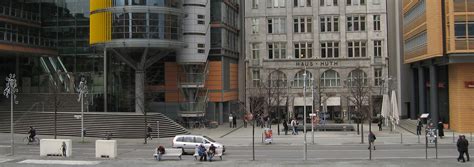 Potsdamer platz has been reconstructed and renovated many times, hence most buildings have changed a lot. Testbilder, aufgenommen mit der Digitalcamera Canon ...