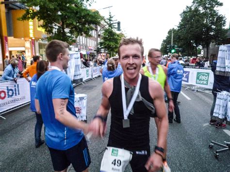 Passen sie die app auf ihre bedürfnisse an, indem sie favoriten für häufig benötigte funktionen anlegen. halbmarathon wandsbek, Autor bei PSD Bank Halbmarathon Hamburg