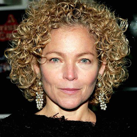 A layered haircut is the best hairstyle for curly hair that you can choose if you want to avoid the triangle hair shaped effect. Best Curly Hairstyles for Women Over 50