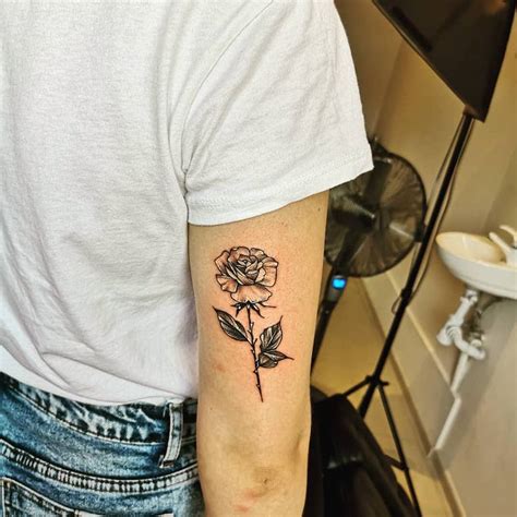 Tatuagem De Rosas 123 Ideias IncrÍveis Para Você Se Inspirar