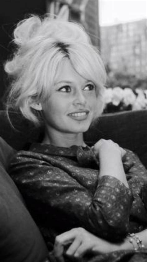 Brigitte Bardot Bridget Bardot Hair Big Blonde Hair Old Hollywood Movie And God Created